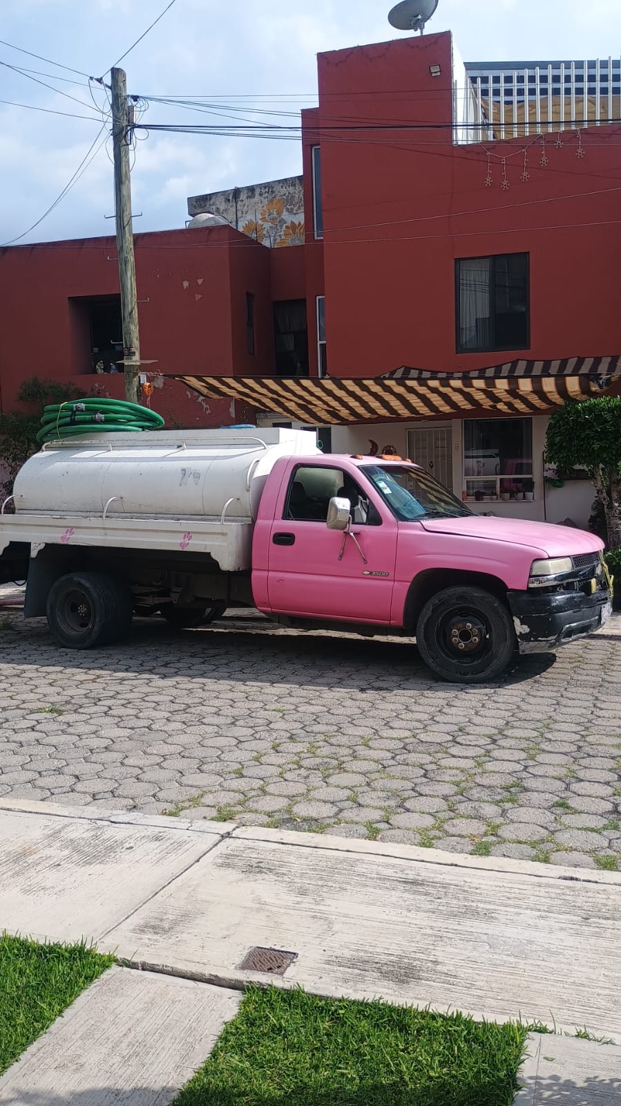 Pipa 4000 litros - Agua potable certificada